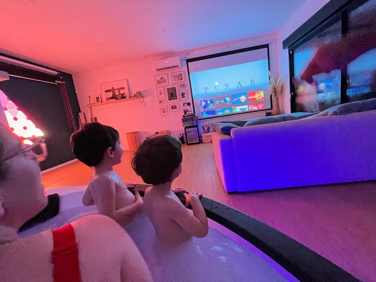 Capsule Nature & Photos - Jacuzzi - Netflix & Home Cinema - Ps5 & Jeu Thun-Saint-Martin 외부 사진