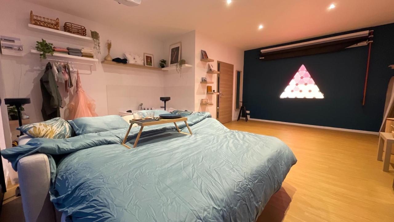 Capsule Nature & Photos - Jacuzzi - Netflix & Home Cinema - Ps5 & Jeu Thun-Saint-Martin 외부 사진